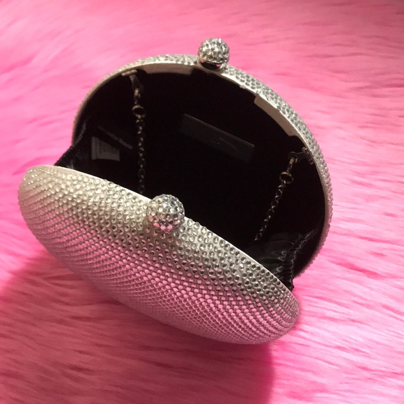 Silver Rhinestone Purse - Picture 2 of 9